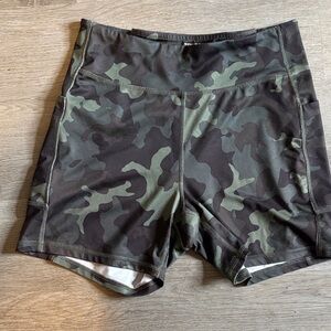Tek Gear Green and Black Camouflage Shorts